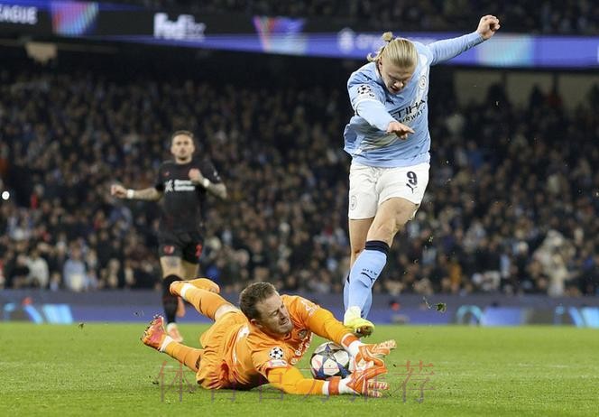 曼城玩脱了?轮换10人致主场翻车!7年神迹终结 54岁瓜帅:很后悔 曼城玩脱了?轮换10人致主场翻车!7年神迹终结 54岁瓜帅:很后悔